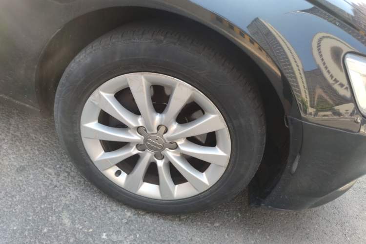 Used Audi A6L 2012 30 FSI Luxury Model Right Front Wheel Hub