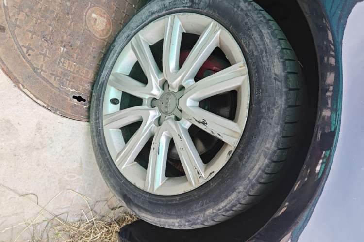Used Audi A6L 2012 35 FSI Comfort Model Right Front Wheel Hub