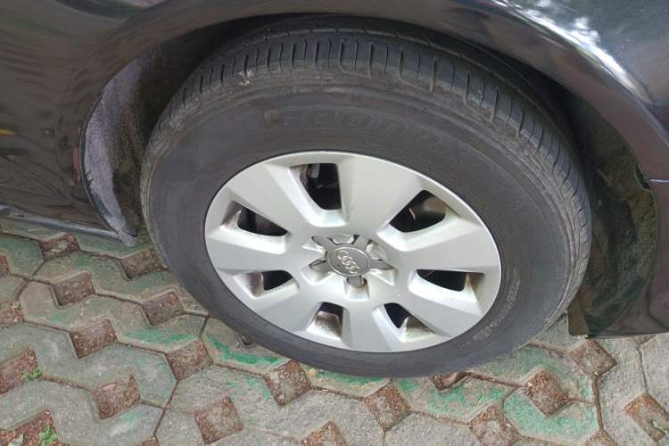Used Audi A6L 2012 TFSI Manual Base Model Right Front Wheel Hub