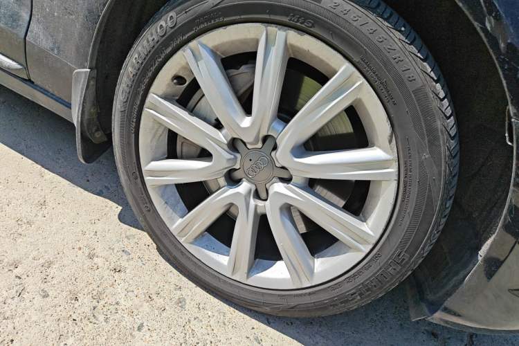 Used Audi A6L 2012 50 TFSI quattro Luxury Model Right Front Wheel Hub