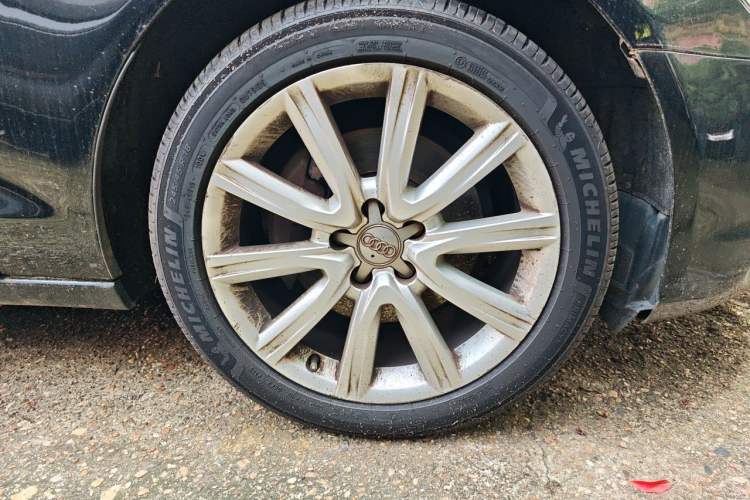 Used Audi A6L 2012 35 FSI Luxury Model Right Front Wheel Hub