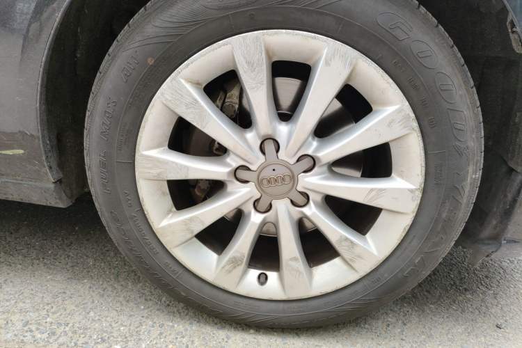 Used Audi A6L 2012 30 FSI Technology Edition Right Front Wheel Hub