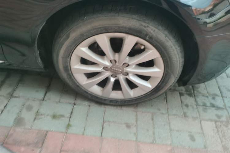 Used Audi A6L 2012 30 FSI Luxury Model Right Front Wheel Hub