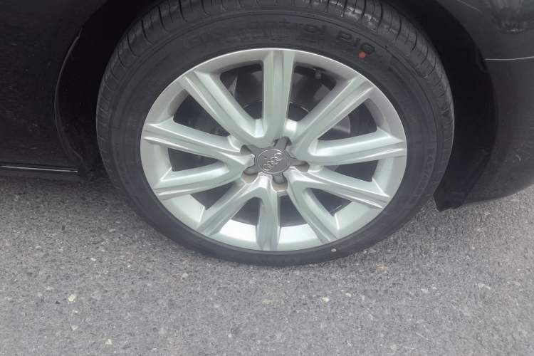 Used Audi A6L 2012 35 FSI Luxury Model Right Front Wheel Hub