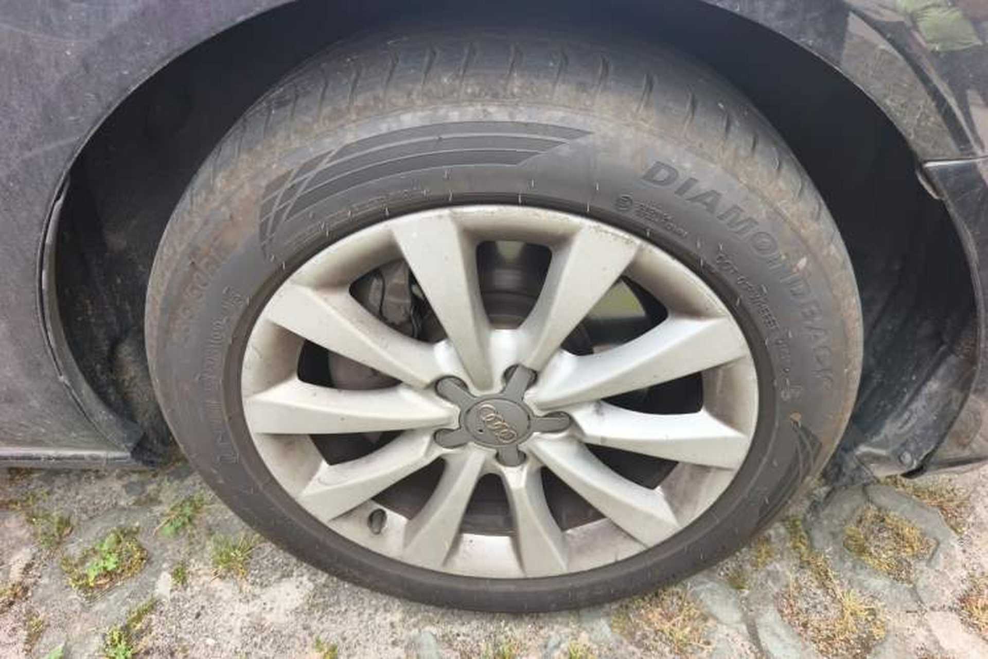 Used Audi A6L 2012 TFSI Standard Model Right Front Wheel Hub
