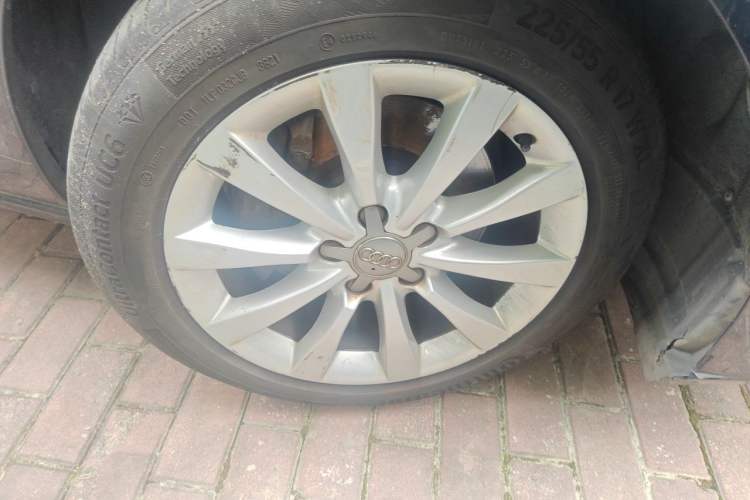 Used Audi A6L 2012 30 FSI Comfort Model Right Front Wheel Hub