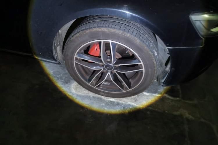 Used Audi A6L 2012 30 FSI Technology Edition Right Front Wheel Hub