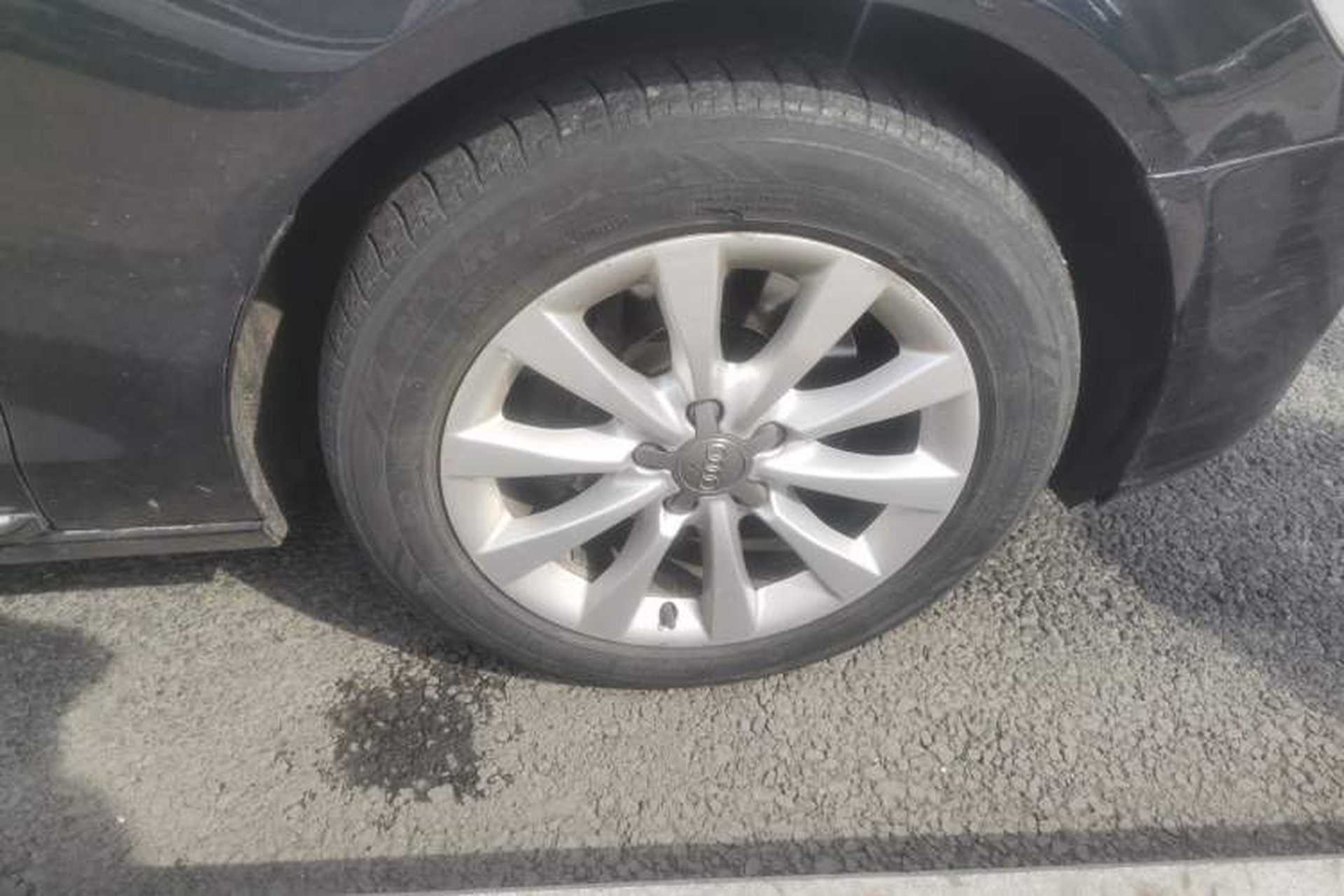 Used Audi A6L 2012 30 FSI Comfort Model Right Front Wheel Hub