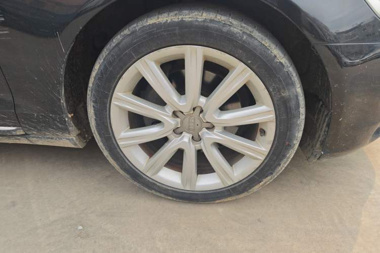 Used Audi A6L 2012 35 FSI Comfort Model Right Front Wheel Hub
