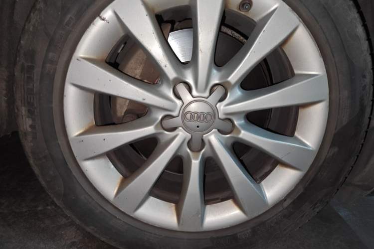 Used Audi A6L 2012 30 FSI Technology Edition Right Front Wheel Hub