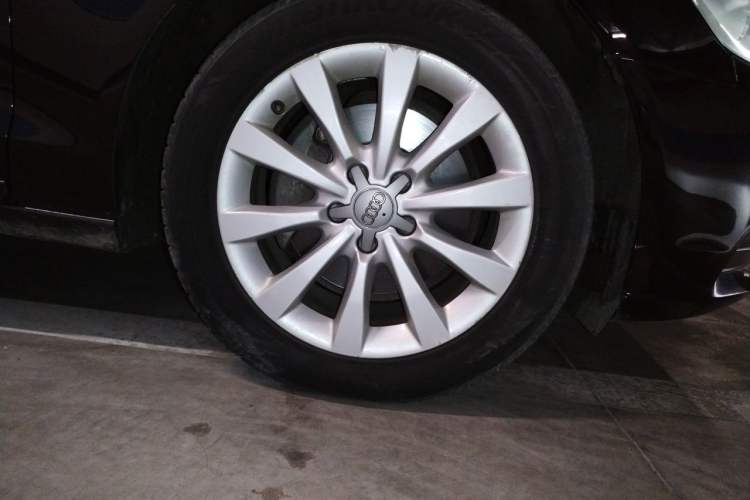 Used Audi A6L 2012 30 FSI Technology Edition Right Front Wheel Hub