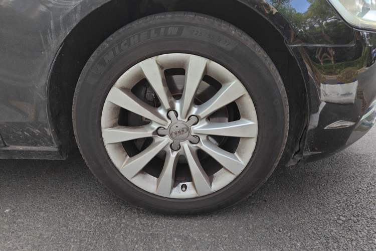 Used Audi A6L 2012 30 FSI Technology Edition Right Front Wheel Hub