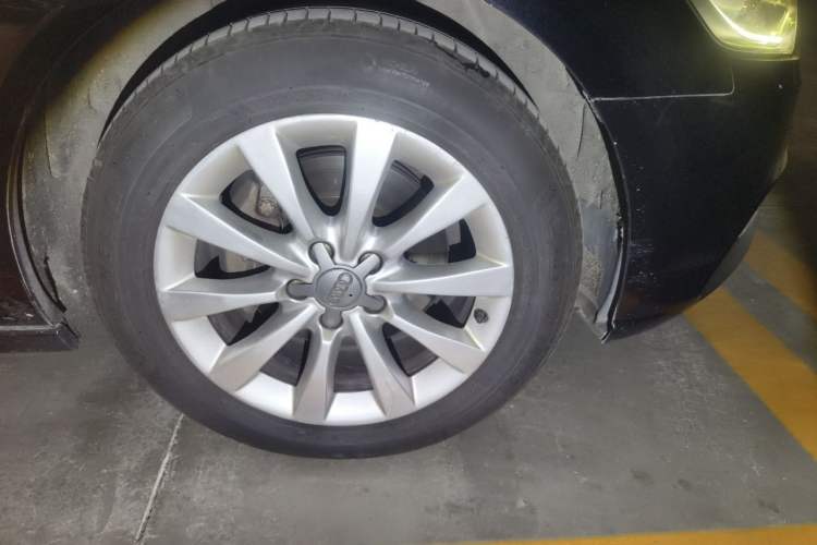 Used Audi A6L 2012 30 FSI Technology Edition Right Front Wheel Hub