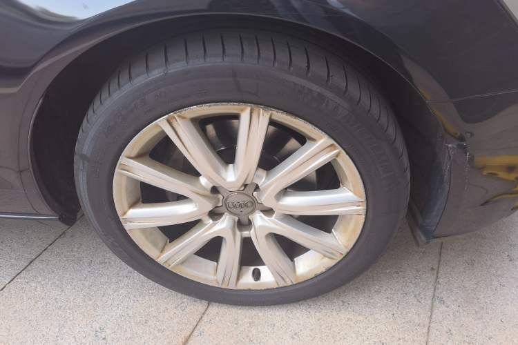 Used Audi A6L 2012 35 FSI Luxury Model Right Front Wheel Hub