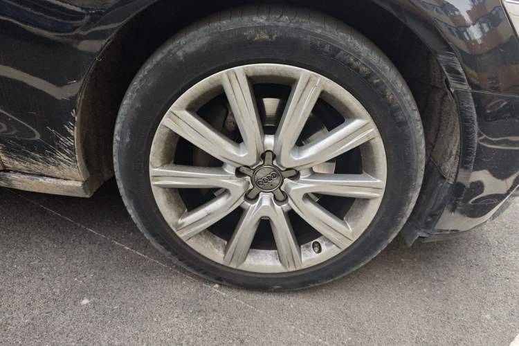 Used Audi A6L 2012 35 FSI quattro Luxury Model Right Front Wheel Hub
