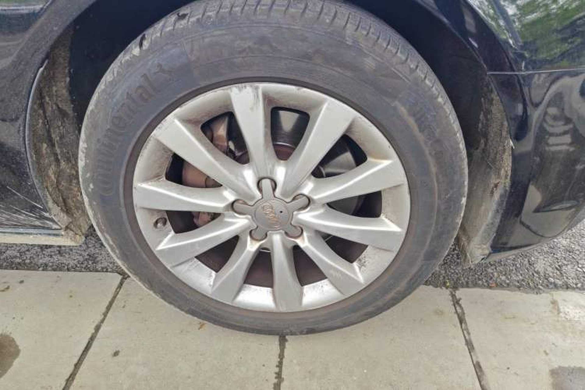 Used Audi A6L 2012 30 FSI Technology Edition Right Front Wheel Hub