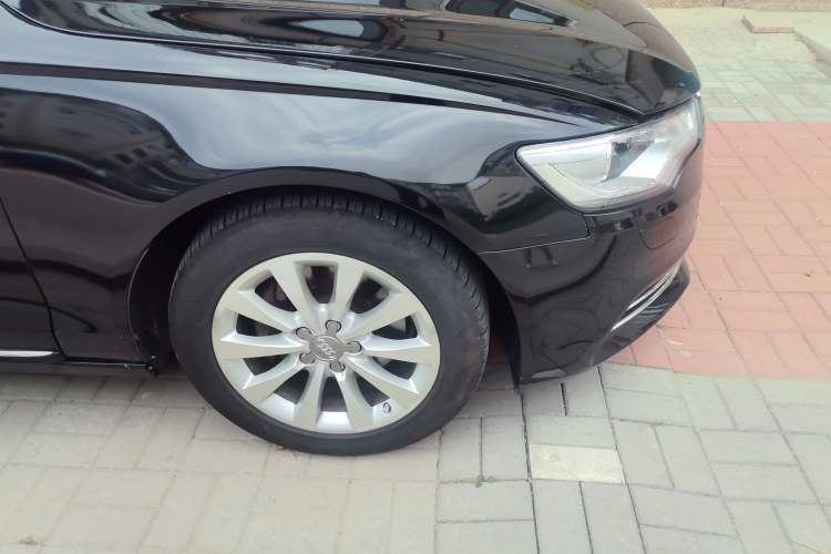 Used Audi A6L 2012 30 FSI Comfort Model Right Front Wheel Hub