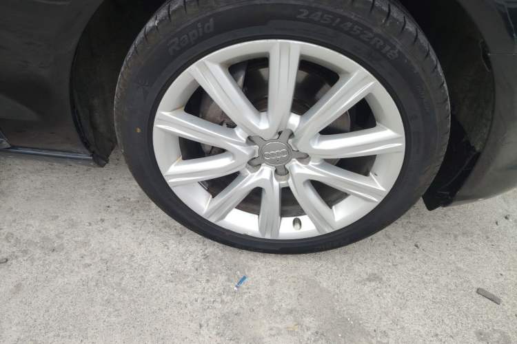 Used Audi A6L 2012 35 FSI Comfort Model Right Front Wheel Hub