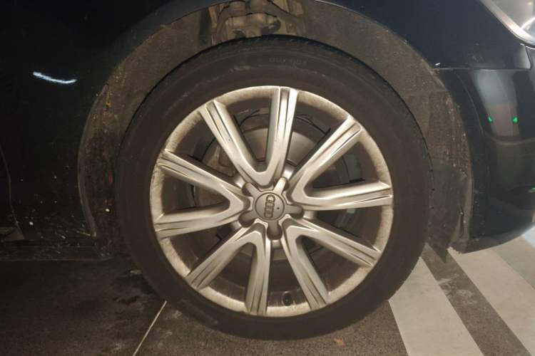 Used Audi A6L 2012 35 FSI Luxury Model Right Front Wheel Hub