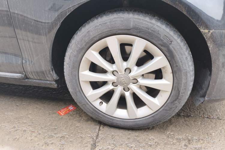 Used Audi A6L 2012 30 FSI Luxury Model Right Front Wheel Hub