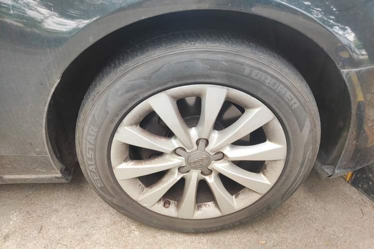 Used Audi A6L 2012 30 FSI Comfort Model Right Front Wheel Hub