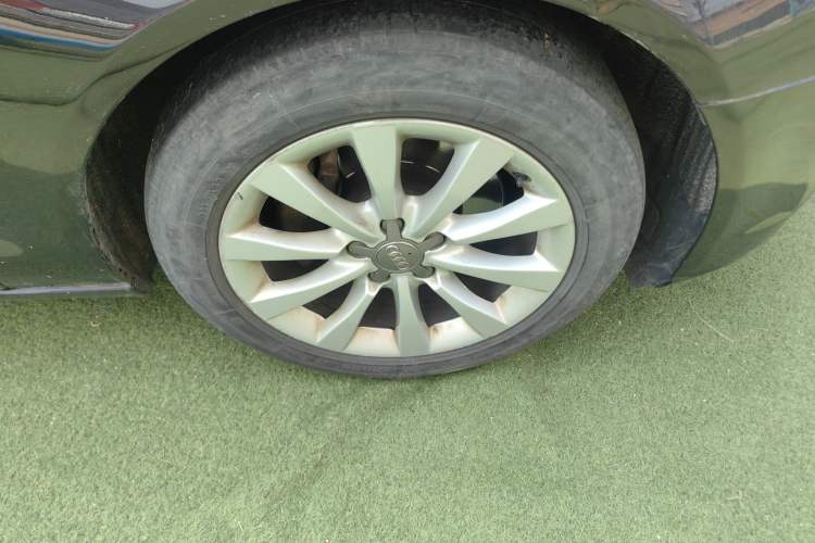 Used Audi A6L 2012 30 FSI Comfort Model Right Front Wheel Hub