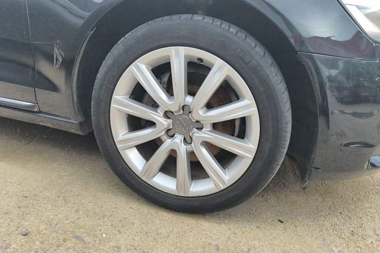 Used Audi A6L 2012 35 FSI Luxury Model Right Front Wheel Hub