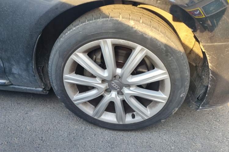 Used Audi A6L 2012 30 FSI Comfort Model Right Front Wheel Hub