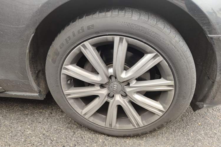 Used Audi A6L 2012 35 FSI Comfort Model Right Front Wheel Hub