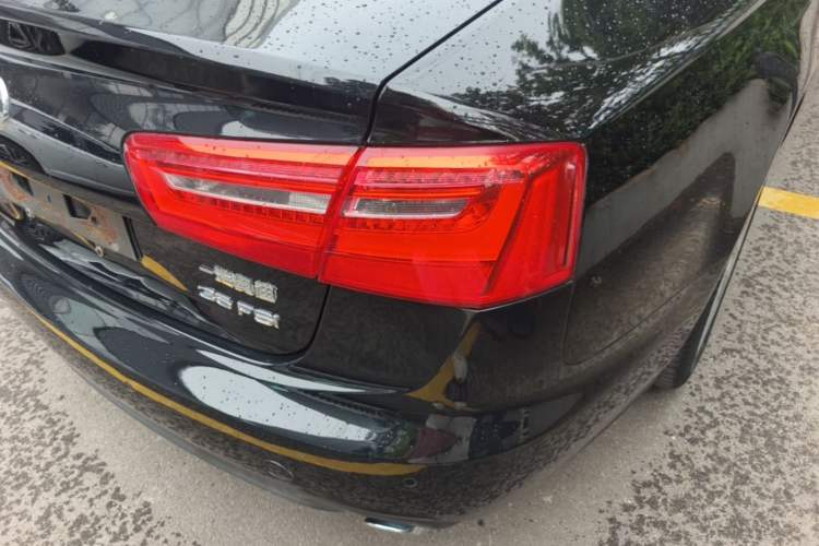 Used Audi A6L 2012 35 FSI Luxury Model Right Rear Taillight
