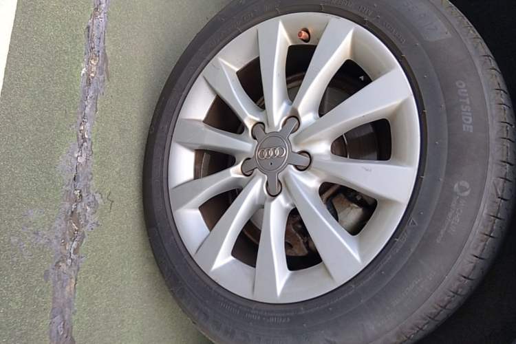 Used Audi A6L 2012 30 FSI Technology Edition Right Rear Wheel Hub