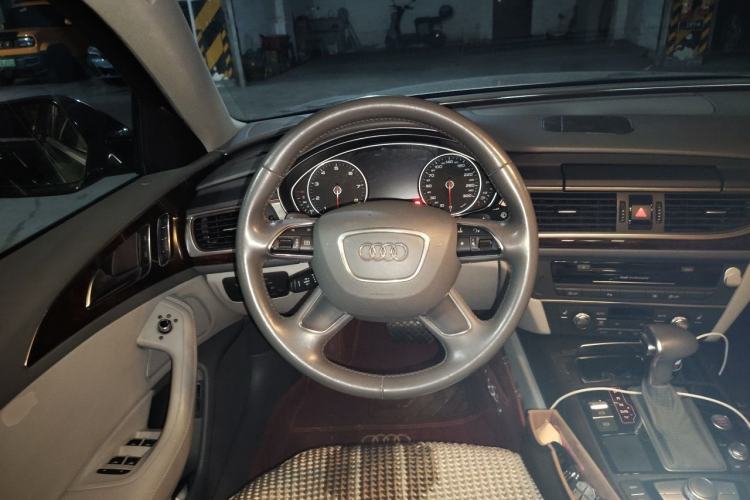 Used Audi A6L 2012 35 FSI Comfort Model Steering Wheel