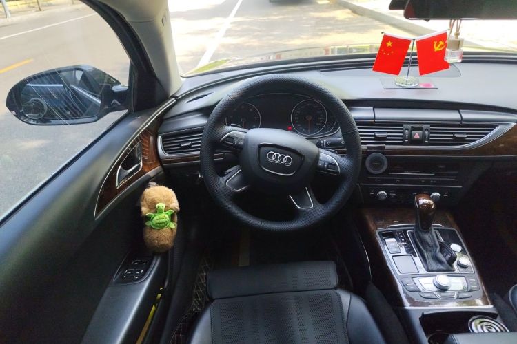 Used Audi A6L 2012 30 FSI Comfort Model Steering Wheel