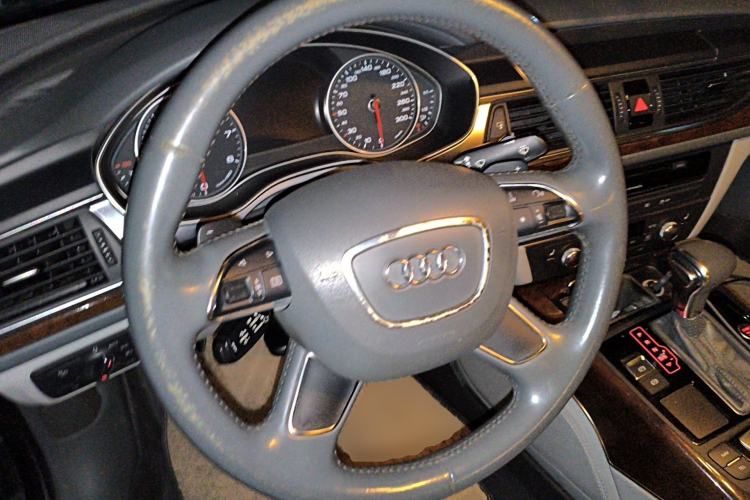 Used Audi A6L 2012 35 FSI Comfort Model Steering Wheel