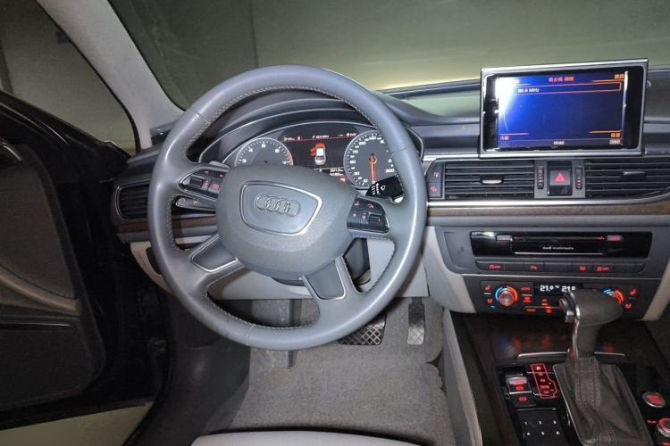 Used Audi A6L 2012 50 TFSI quattro Luxury Model Steering Wheel