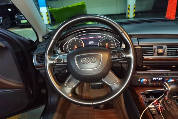 Used Audi A6L 2012 30 FSI Comfort Model Steering Wheel
