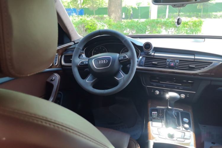 Used Audi A6L 2012 35 FSI Comfort Model Steering Wheel