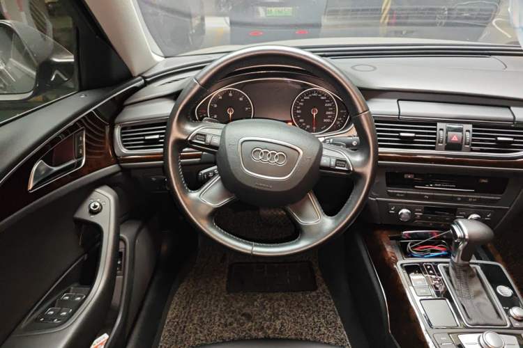 Used Audi A6L 2012 30 FSI Comfort Model Steering Wheel
