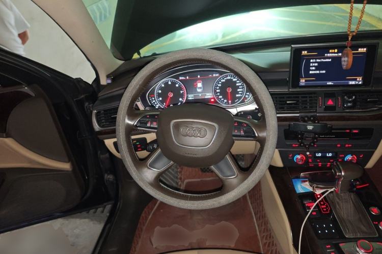 Used Audi A6L 2012 30 FSI Comfort Model Steering Wheel