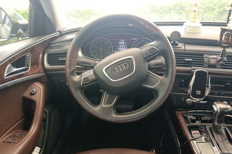 Used Audi A6L 2012 30 FSI Comfort Model Steering Wheel