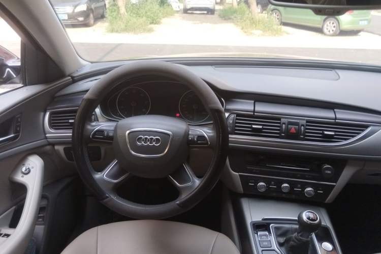 Used Audi A6L 2012 TFSI Manual Base Model Steering Wheel