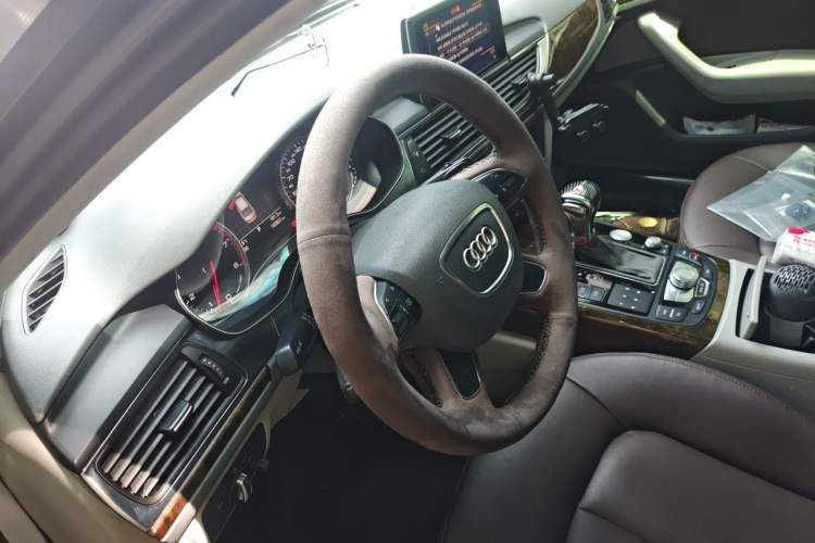 Used Audi A6L 2012 30 FSI Technology Edition Steering Wheel