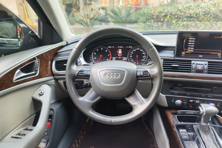 Used Audi A6L 2012 30 FSI Comfort Model Steering Wheel