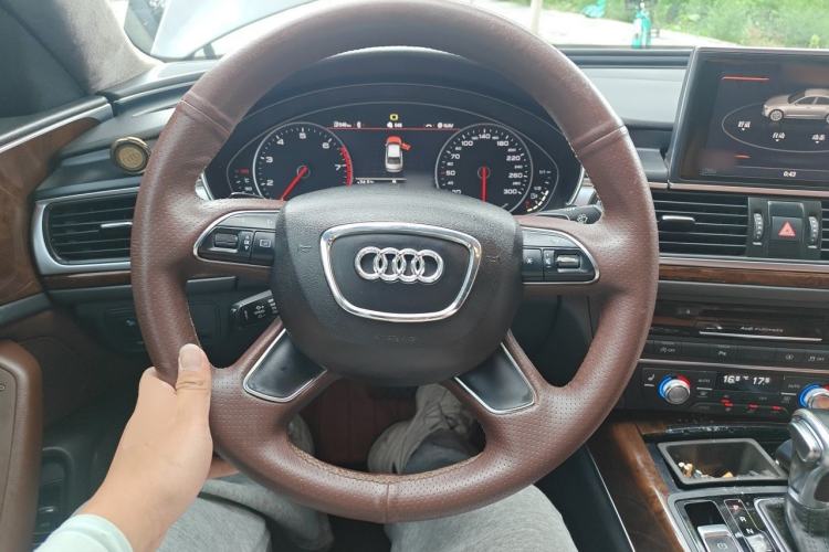 Used Audi A6L 2012 30 FSI Comfort Model Steering Wheel