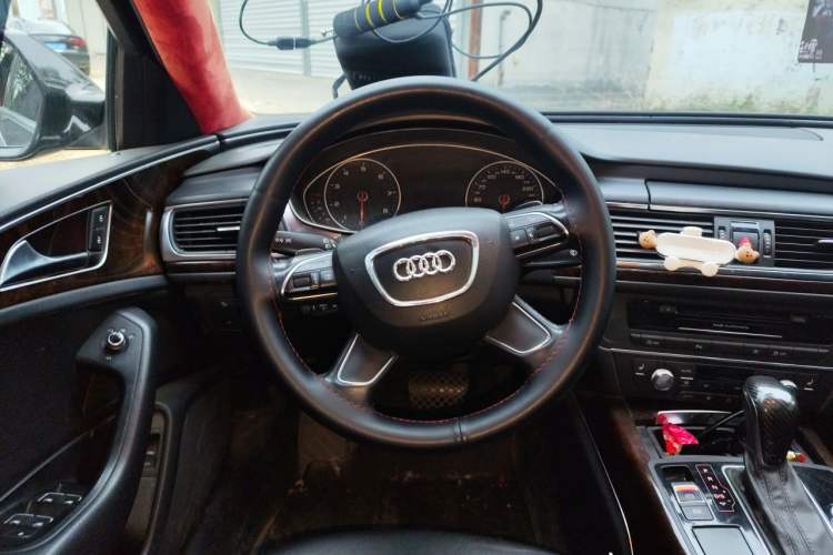 Used Audi A6L 2012 30 FSI Comfort Model Steering Wheel