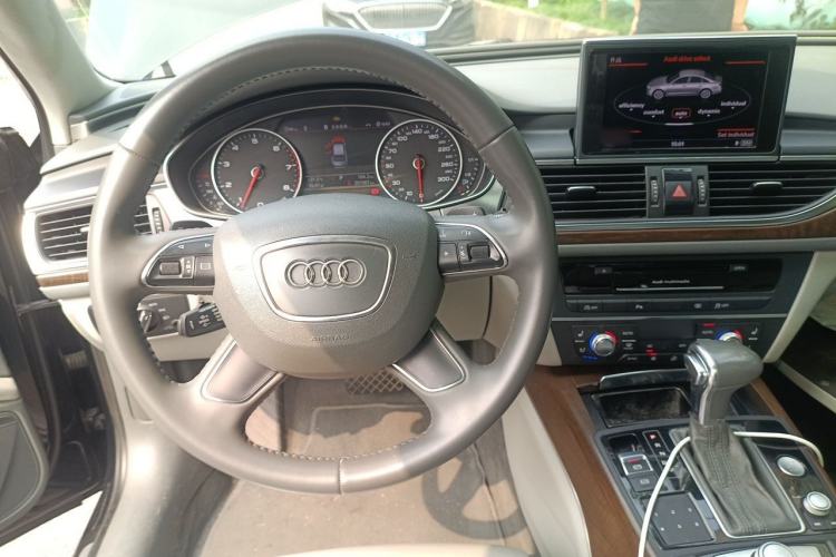Used Audi A6L 2012 50 TFSI quattro Luxury Model Steering Wheel
