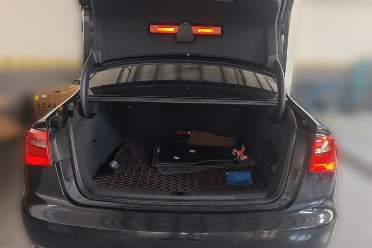 Used Audi A6L 2012 TFSI Standard Model Trunk