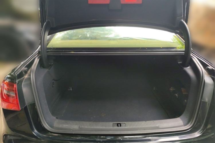 Used Audi A6L 2012 30 FSI Comfort Model Trunk