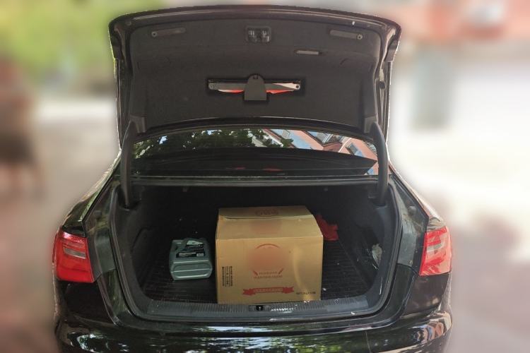 Used Audi A6L 2012 TFSI Comfort Model Trunk