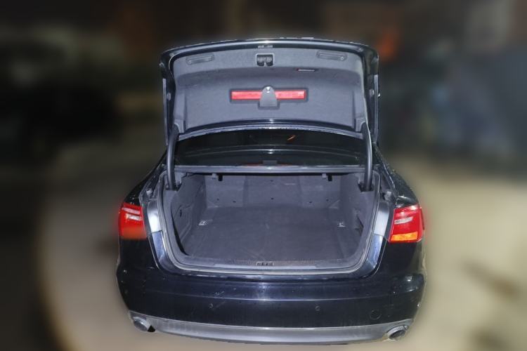 Used Audi A6L 2012 35 FSI Comfort Model Trunk